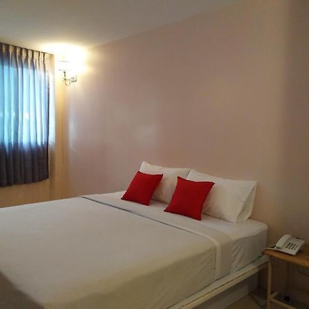 Bird Room Hotel - Pratunam Бангкок Экстерьер фото