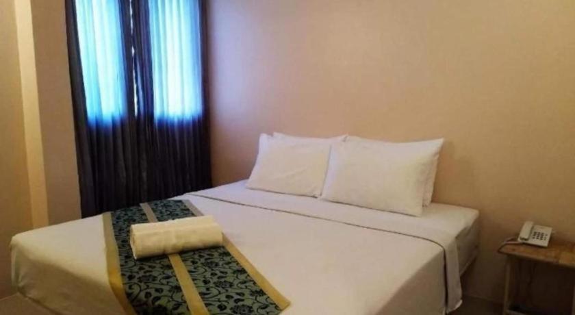Bird Room Hotel - Pratunam Бангкок Экстерьер фото