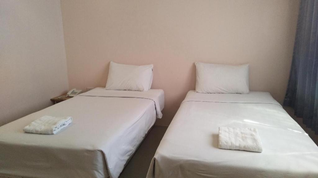 Bird Room Hotel - Pratunam Бангкок Экстерьер фото