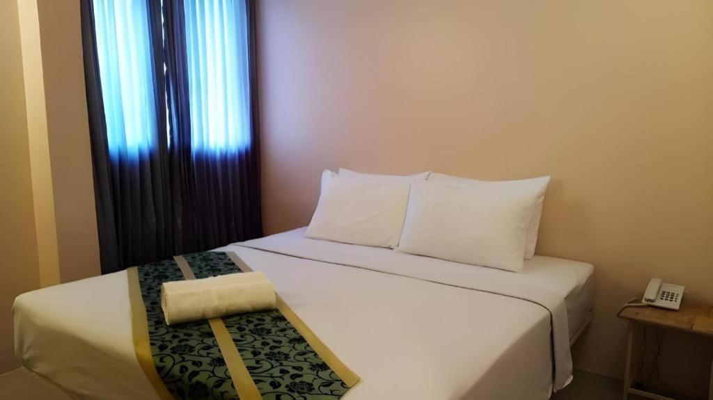 Bird Room Hotel - Pratunam Бангкок Экстерьер фото